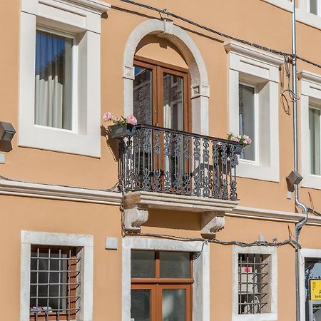 Apartment Melanie Pula Exterior foto