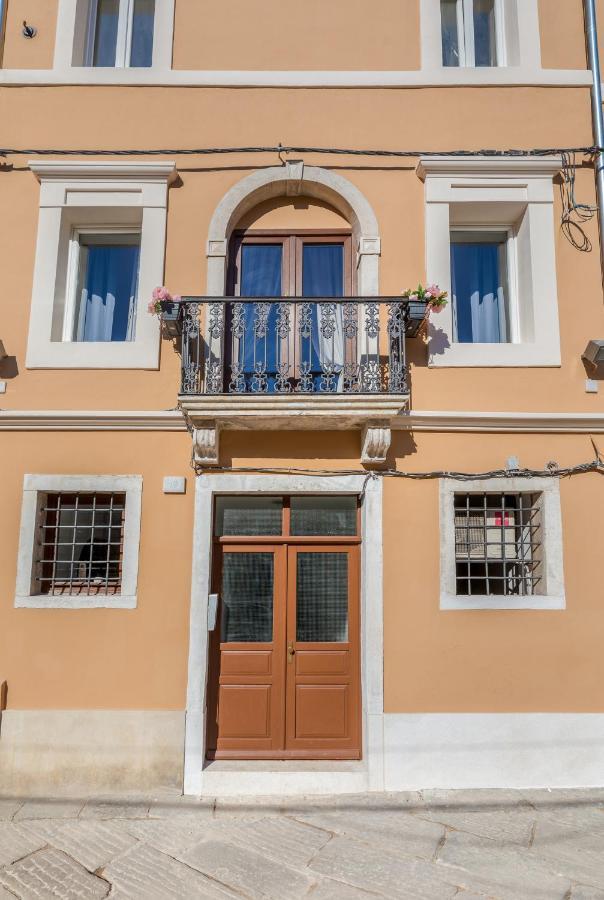 Apartment Melanie Pula Exterior foto